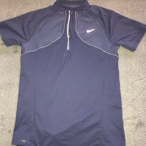 Dry-fit Nike too